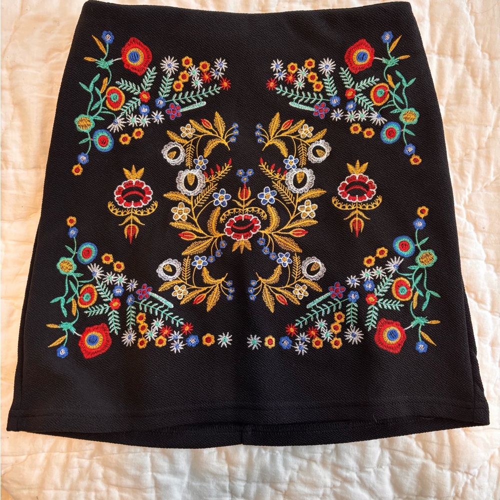 Black Embroidered Floral Mini Skirt Boho Folk Stretch XS
